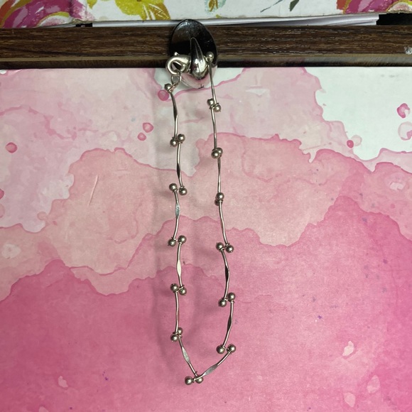 Wavy silver bracelet with lobster clasp - Picture 1 of 2